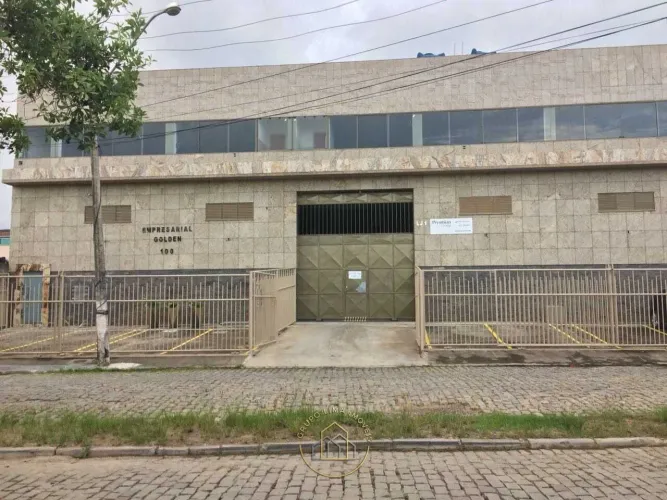 Pavilhão/Galpão Industrial com 300m² em Novo Cavaleiro, Macaé/RJ
