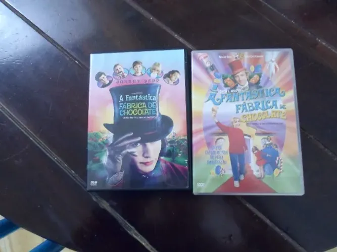 Vende-se 02 dvds do filme a fantástica fábrica de chocolate
