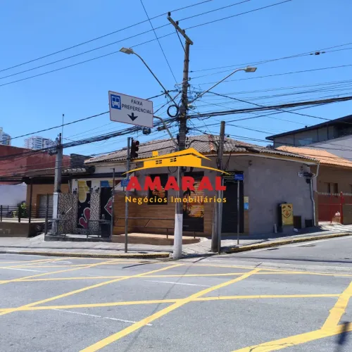 Negócio de ocasião Prédio Comercial com 2 Salões Comerciais ao lado da UMC pelo preço de u