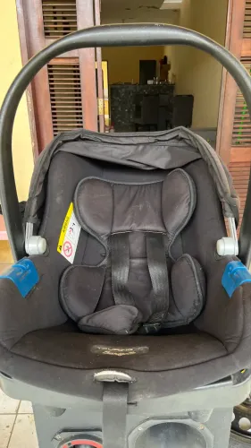 Bebê conforto burigotto
