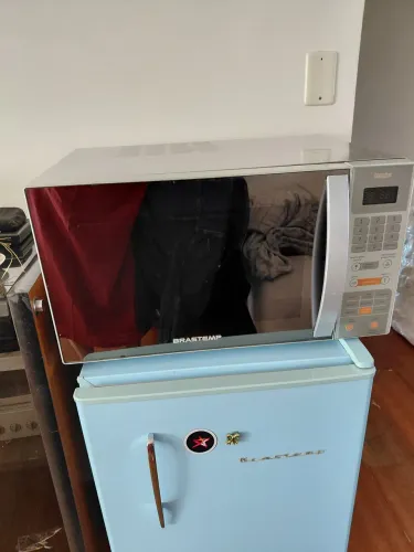 Micro-ondas Brastemp em ótimo estado