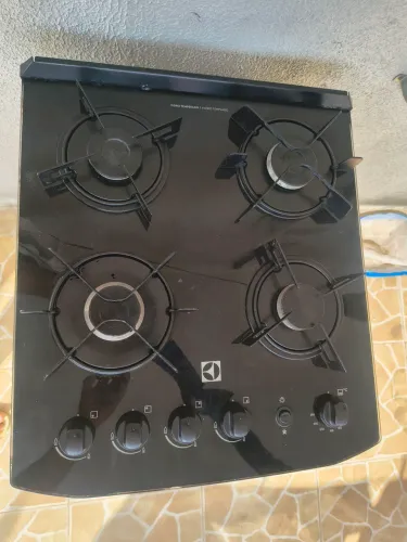 Fogão 4 bocas Eletrolux com tambo de vidro