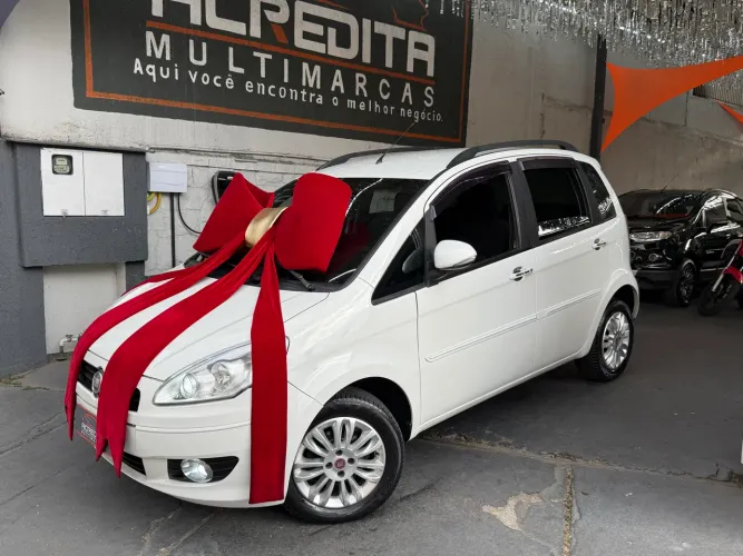 Fiat Idea Attractive 1.4 Fire Flex 8V 5P 2013