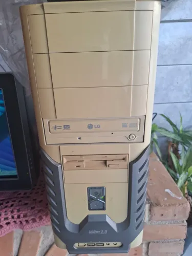 Computador vintage retrô, branco gold sempron 3000, 4gb ram hd 250g 