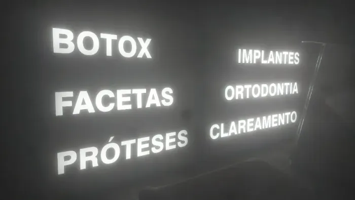 Placas e Comunicação Visual - Letreiros em 2D - 3D & 4D - Revestimento em Acm - Acm's Fach