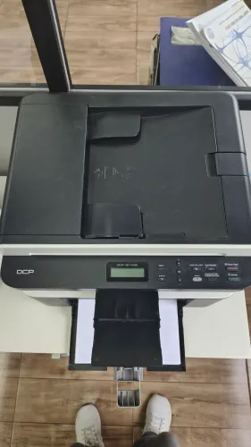 IMPRESSORA BROTHER DCP-1617NW WIFI/CABO PRATICAMENTE NOVA