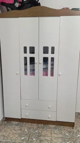 Guarda roupa infantil