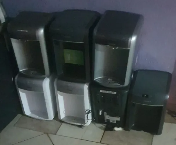 Bebedouro estragado