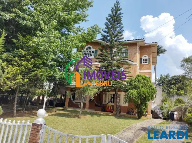 CASA EM CONDOMÍNIO - ARUJAZINHO 1, 2, 3 - SP