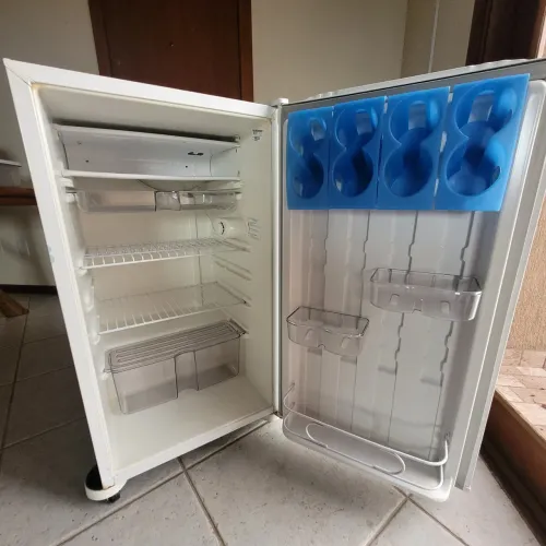 Frigobar Consul 120L 220V