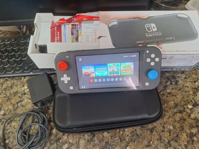 Nintendo Switch Lite Desbloqueado 256GB - Estado de Novo