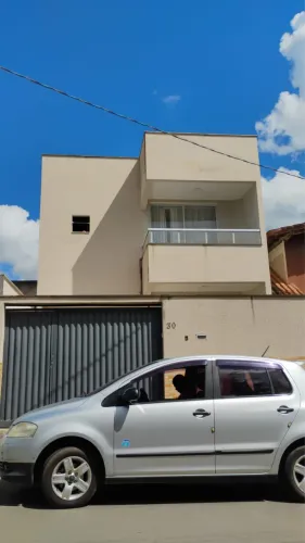 Vendo casa duplex c/ piscina