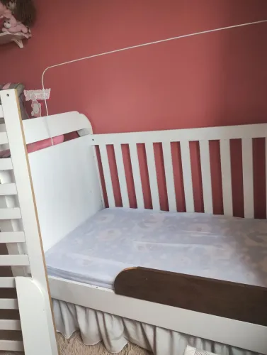 Vendo berço Americano+Colchão+Saia