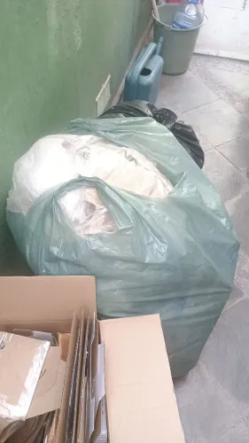 Doação caixas de papelão desmontadas usadas.
