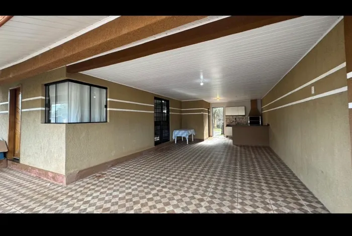 Oportunidade - Casa Uvaranas - abaixo do valor de mercado