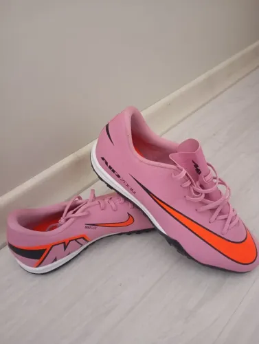 Tênis Nike Society