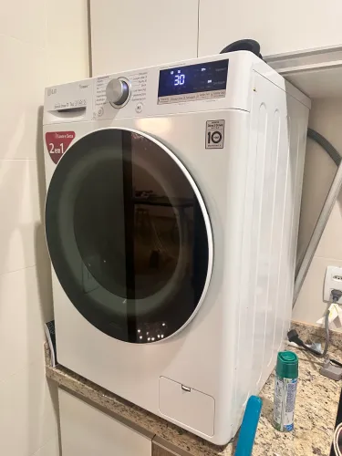 Lava e seca LG inverter 11/7 kilos