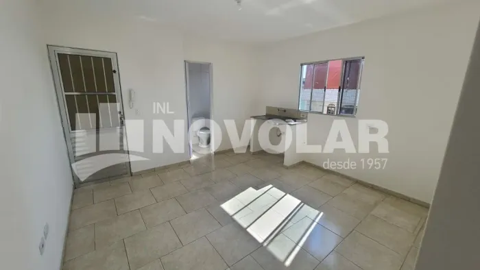 Casa 1 Dormitório para Alugar em Condomínio na Vila Medeiros 40m² e Ótima Localização