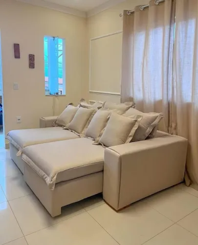 Sofá retrátil e reclinável: Modelos de 2 lugares no veludo Apartir de R$ 1.999