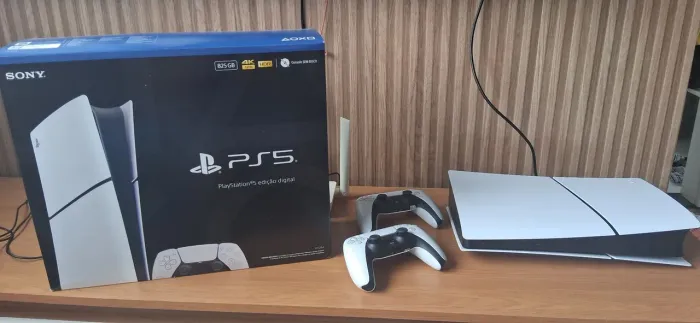 Sony ps5 slim digital 825gb