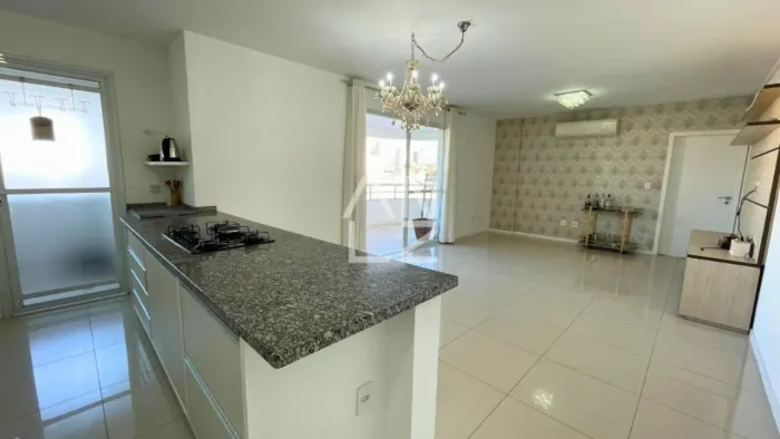 Lindo apartamento próximo da futura Beira-mar