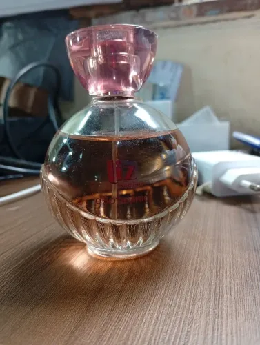 Perfume liz