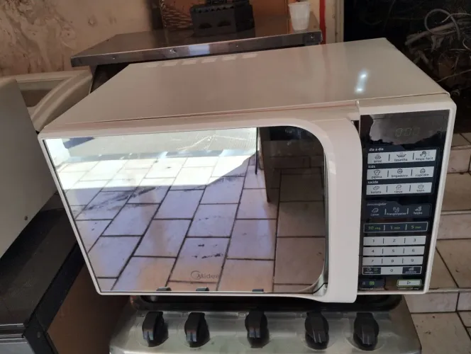 Microondas midea 28lts novinho