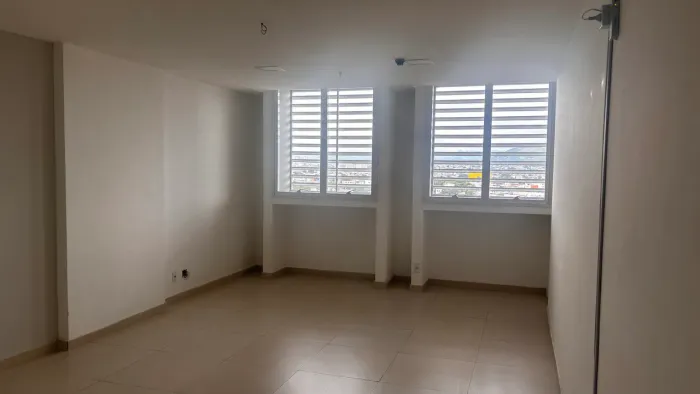 SALA COMERCIAL