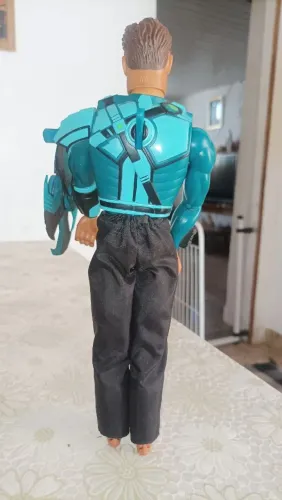 Boneco Max Steel