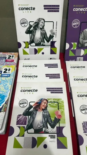 Kit Completo Física Saraiva Conecte Live - Partes 1, 2, 3 + Caderno - Dom Felipe