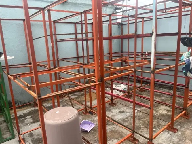 Vendo Ferro tipo Cantoneiras