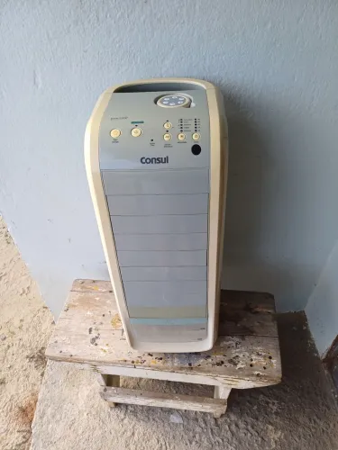 Circulador de ar consul com controle/ Com defeito $ 60.00 pilas