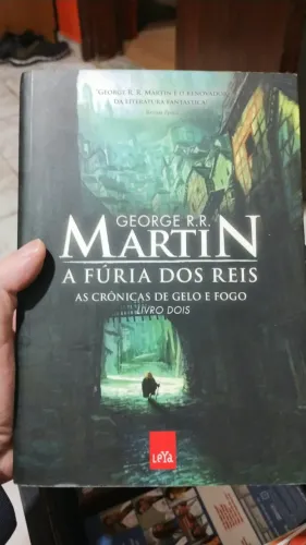 Livro A Fúria dos Reis - George R.R. Martin (Game of Thrones)