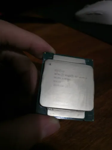 Xeon E5-2640 V3