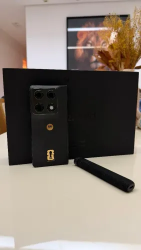 Razr Fold 1TB/16RAM - Edição Especial