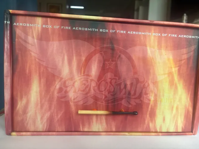 Aerosmith Box of Fire 1994 - Edição Colecionador - 13 CDs