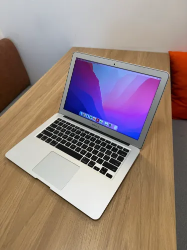 MacBook Air 13" 2017 i5 8GB 128GB SSD