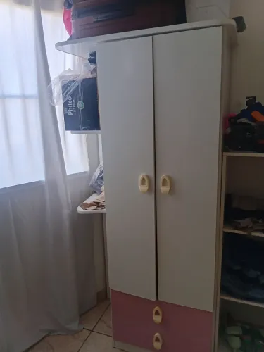 Guarda roupa quebra ganho