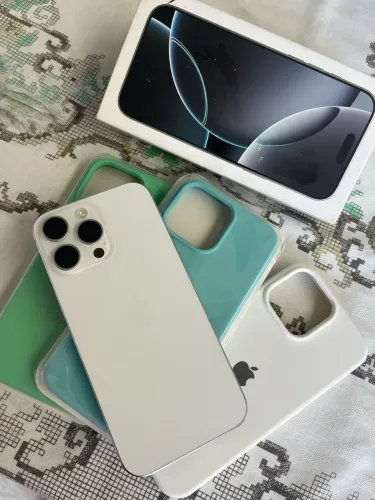 iPhone 16 pro max 