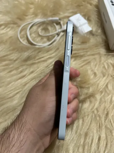 A15 | 256 GB