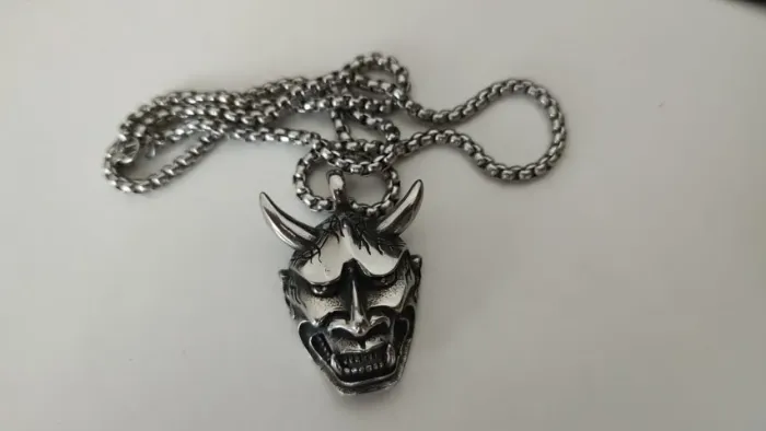 Colar Masculino Aço Inox Pingente Máscara Oni Hannya Adicionar aos favoritos
