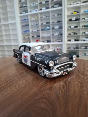 Miniatura Police Maisto 1/24 Buick Century 1955 AllStars