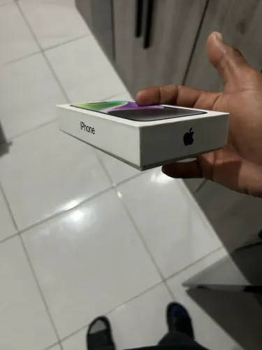 iPhone 14 256GB