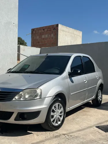 Renault Logan Authentique Hi-flex 1.0 16V 4P 2011