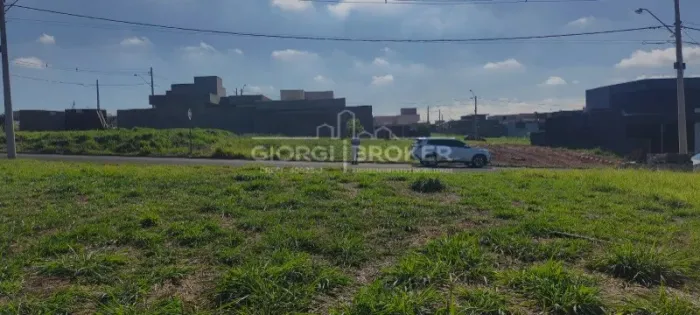 Terreno à venda no Condomínio Maisparque Rio Preto: 200m² de área para construir com econo