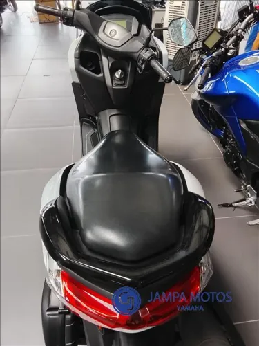 YAMAHA NMAX 160 ABS