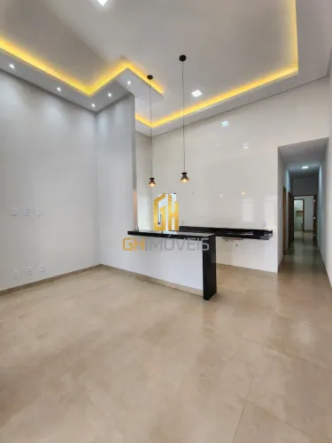 Casa com 3 quartos em Senador Canedo