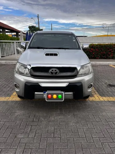 Toyota Hilux CD SRV D4-d 4X4 3.0 TDI Diesel AUT 2010