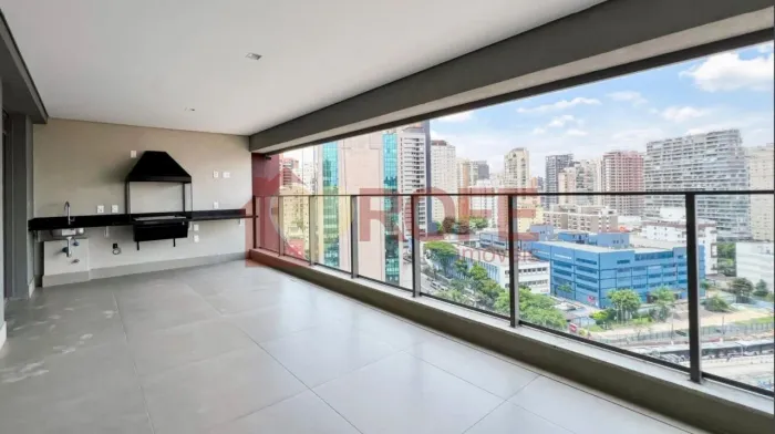 Apto reformado à venda - 160m² 3 suítes 3 vagas - Vista livre - Vila Olímpia Vila Nova Con