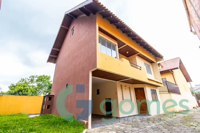 Sobrado com 3 dormitórios para alugar com 166,00m² no Guaíra